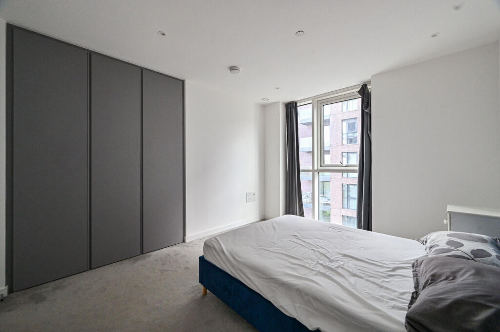 Apartment in London - More