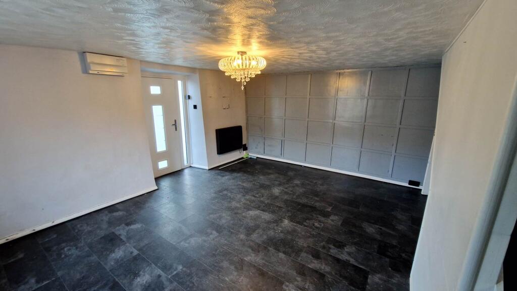 House in Plymouth - View 3