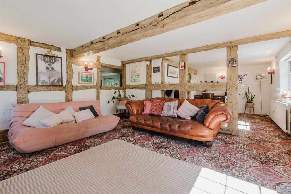 Farmhouse with 7 Acres on Soss Moss, Nether Alderley photo 4