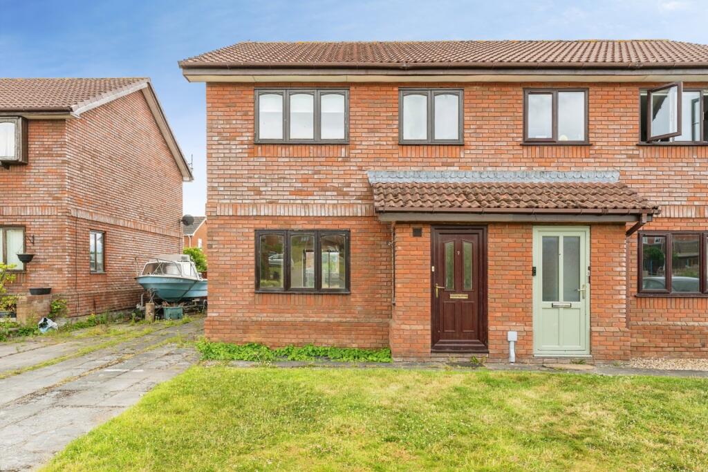 Main image of property: Y Maes, Denbigh, Denbighshire, LL16