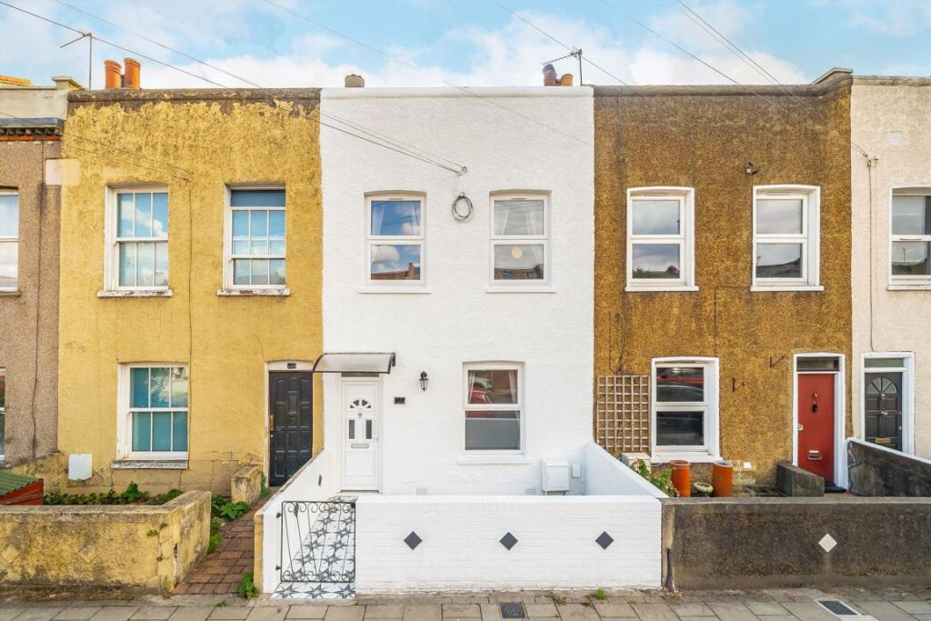 House in London, Summerstown - View 5
