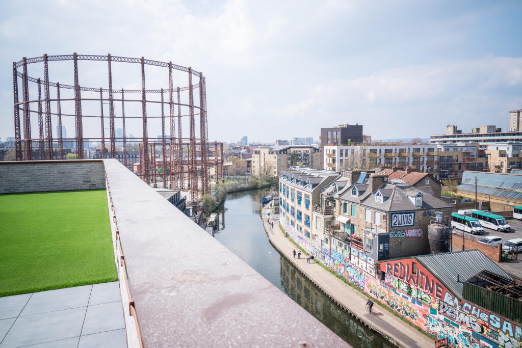 Apartment in London, Bethnal Green - More