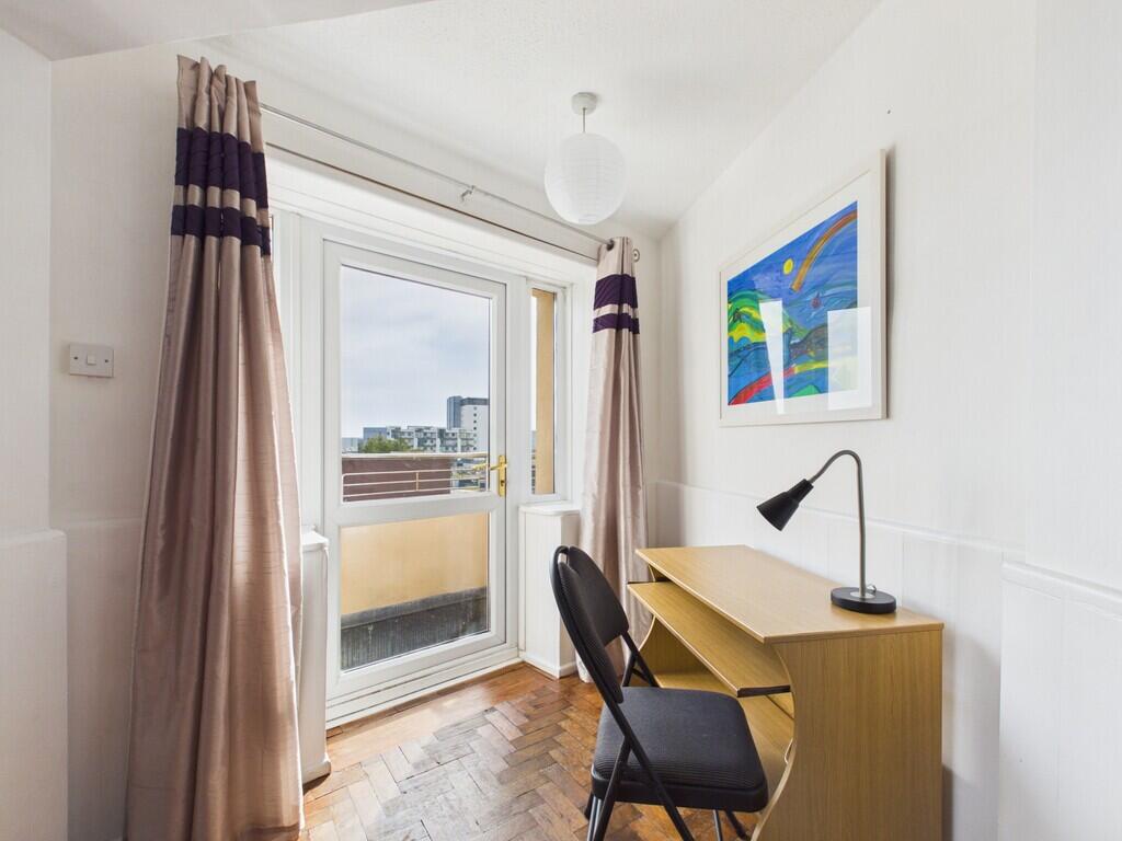 Apartment in Plymouth, Greenbank - View 4