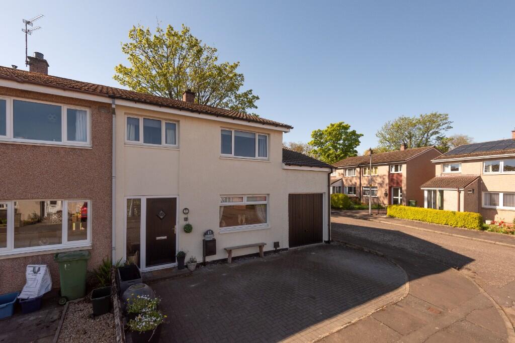 Main image of property: 15 Park View, Musselburgh, East Lothian, EH21