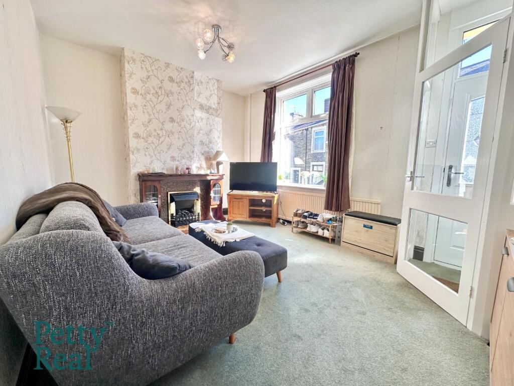 House in Pendle, Colne - View 2
