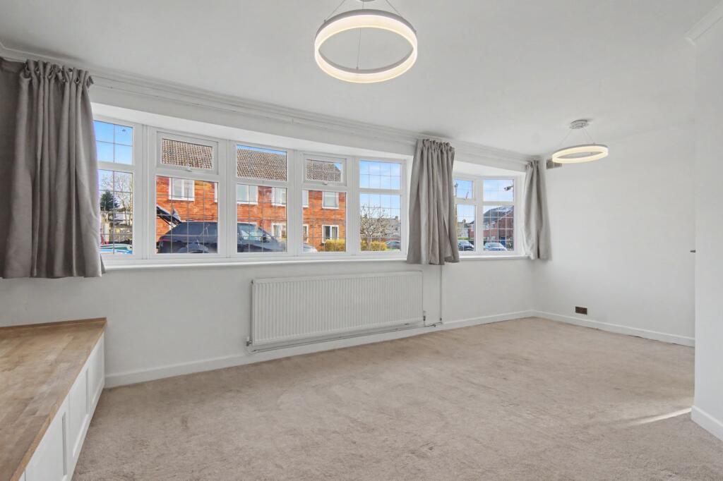Malam Close, Coventry, CV4 photo 3