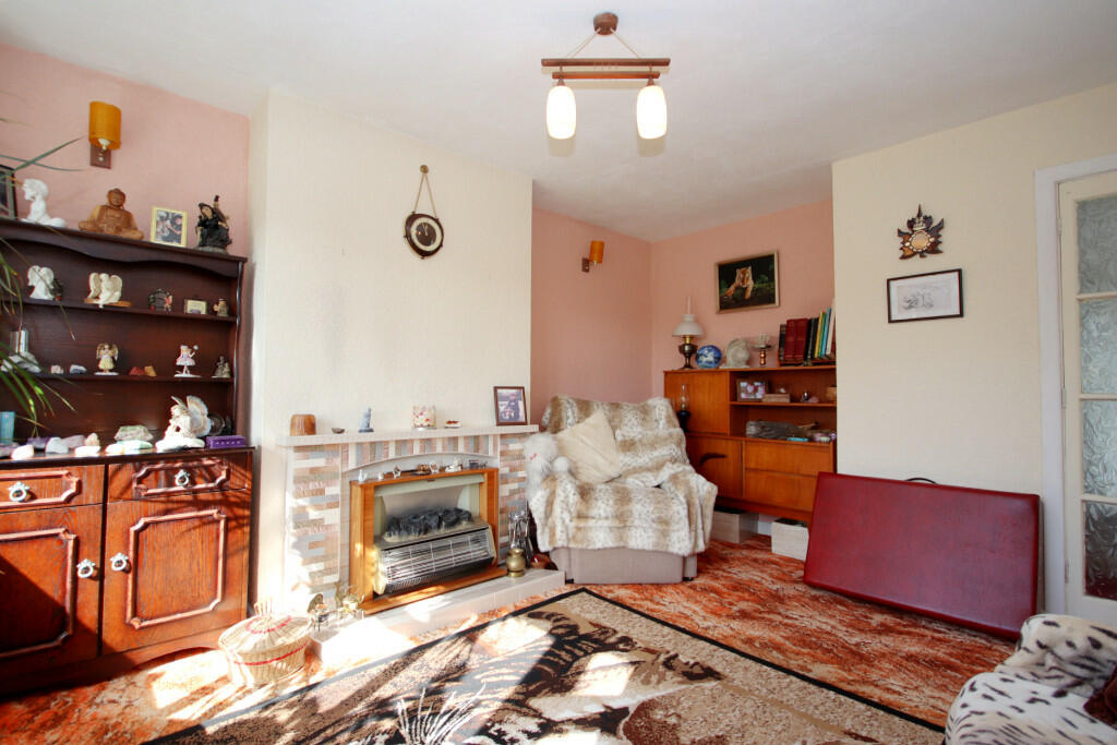 House in New Forest, Gore Road Industrial Estate, New Milton - View 5