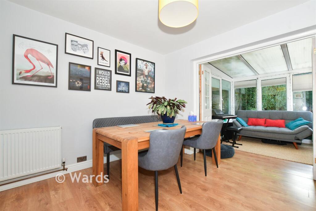 House in Tunbridge Wells, High Brooms, Sherwood - View 3