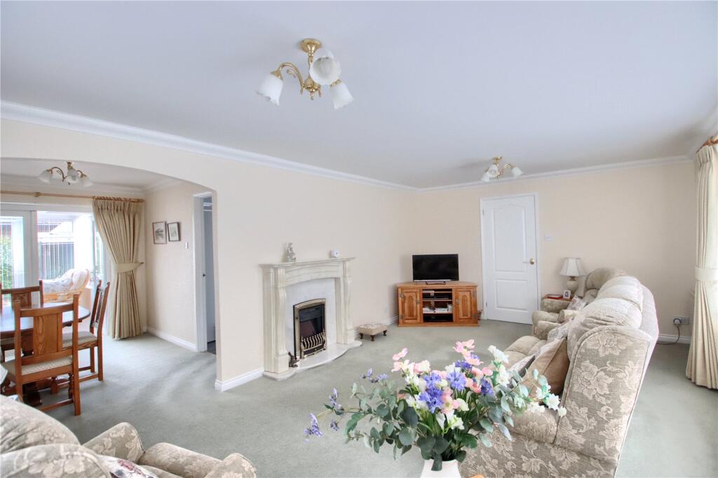 House in Egglescliffe, Stockton-on-Tees - View 3