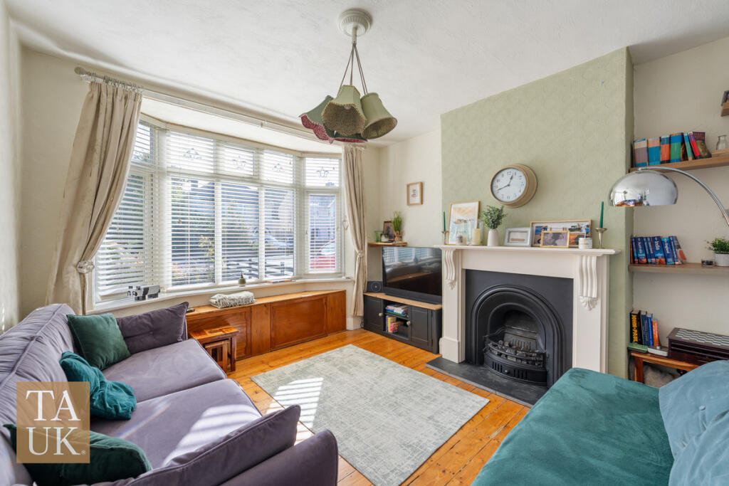 Penrhos Road, Bangor, LL57 photo 4