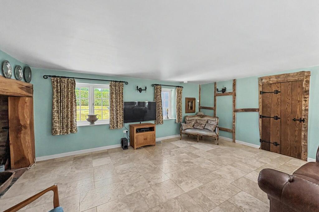 House in Holt, Holt Heath - More