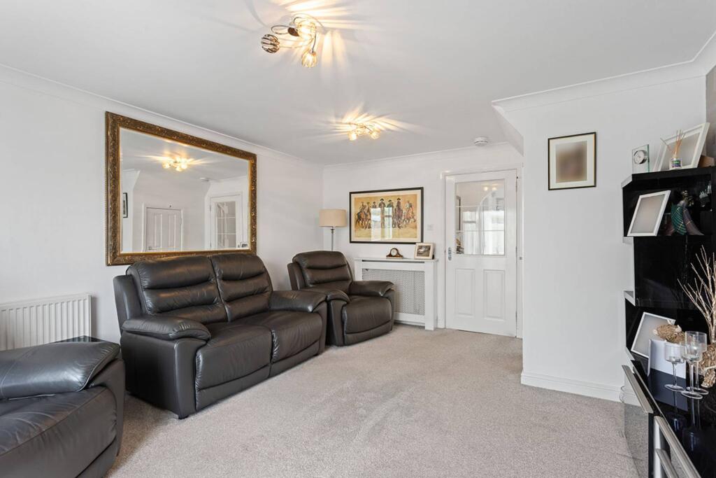 18 Park Gardens, Wallyford, Musselburgh, EH21 8DB photo 4