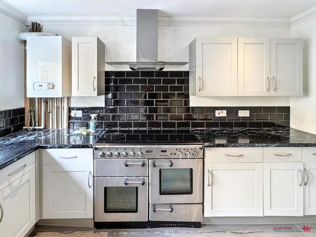 House in Cardiff - More
