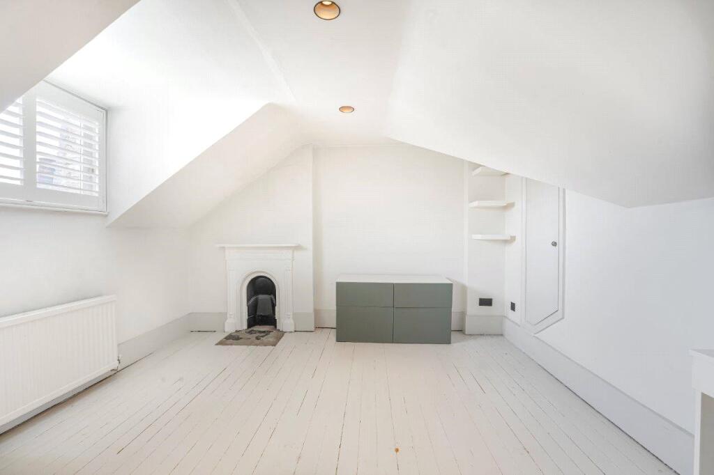 House in London - More