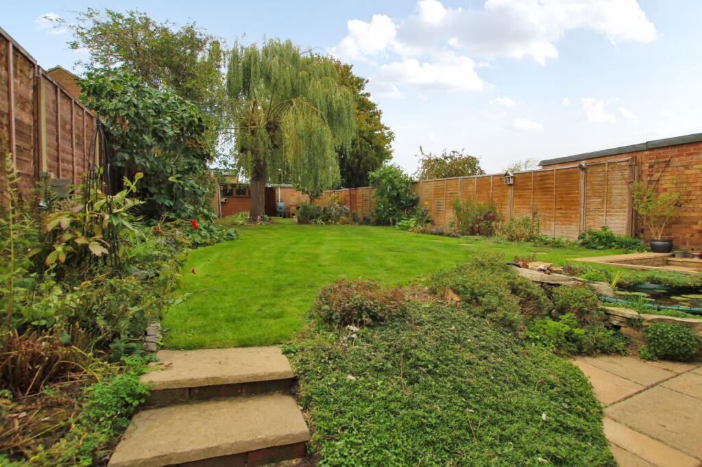 High Street, Blunham, Bedford, MK44 3NN photo 3