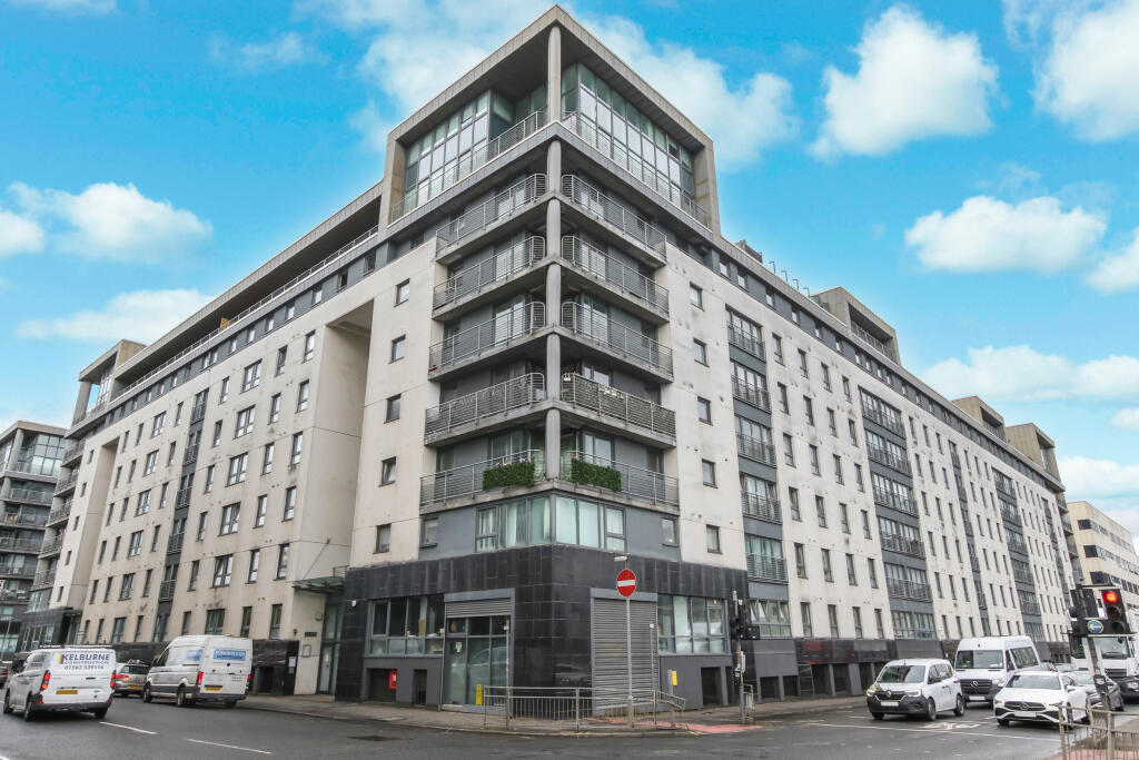 Main image of property: 220 Wallace Street, G5 8AJ