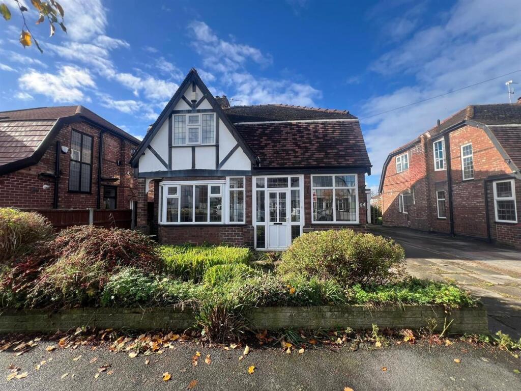 3-bed detached on Cumberland Road, Sale, £500,000
