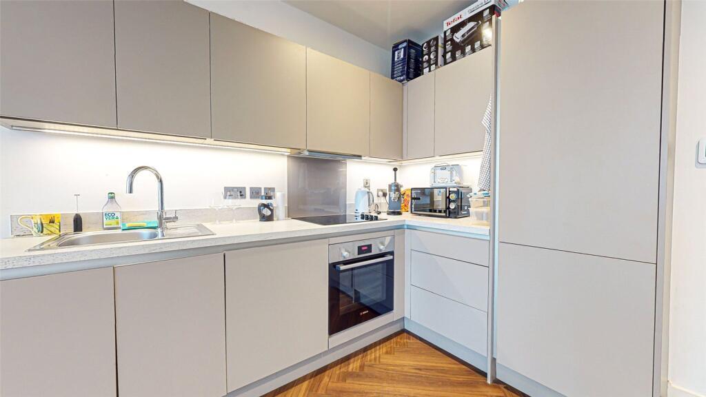 Apartment in Manchester - View 3