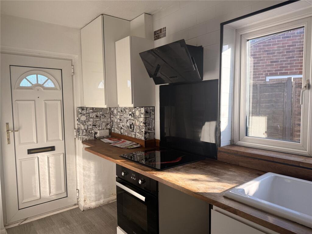 House in Portsmouth - View 4