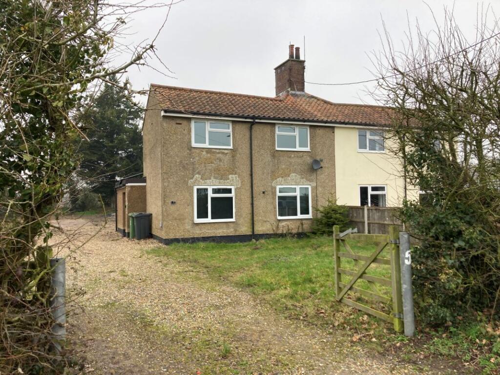5 South Acre Road, Sporle, King's Lynn, PE32 2EH photo 2