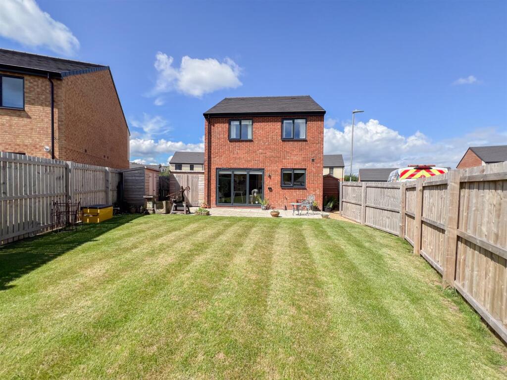 24 Hedgehope Drive, Wooler photo 2