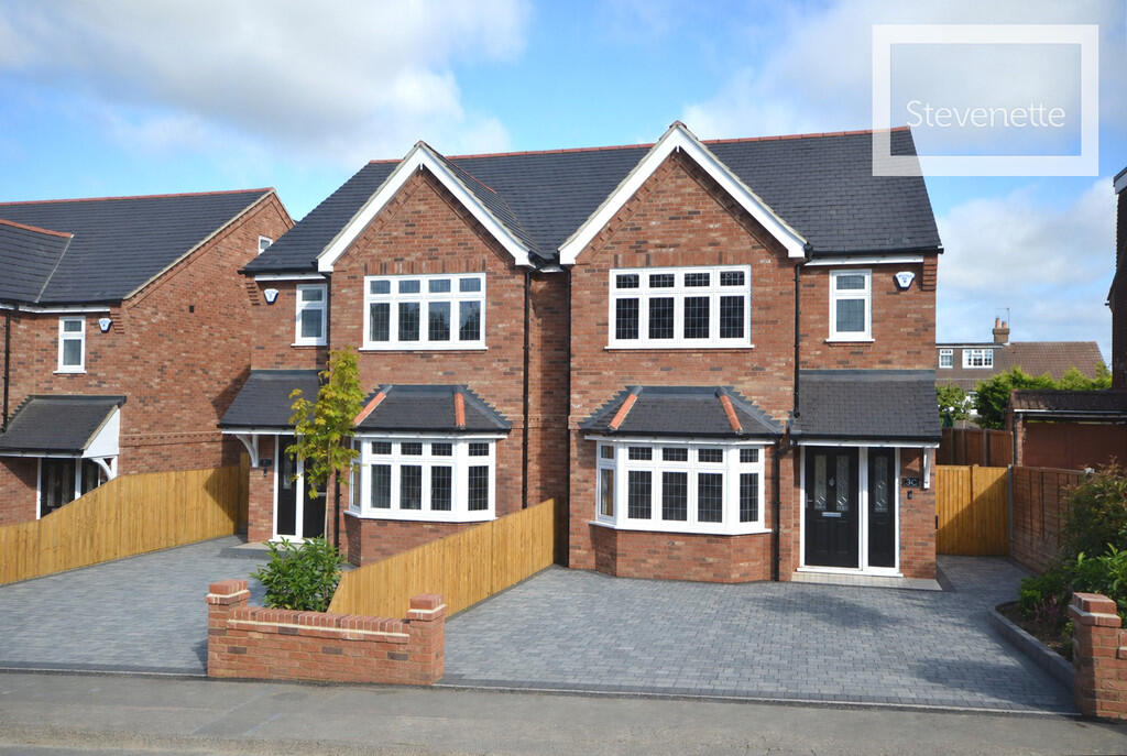 Main image of property: Woodberry Down, Epping