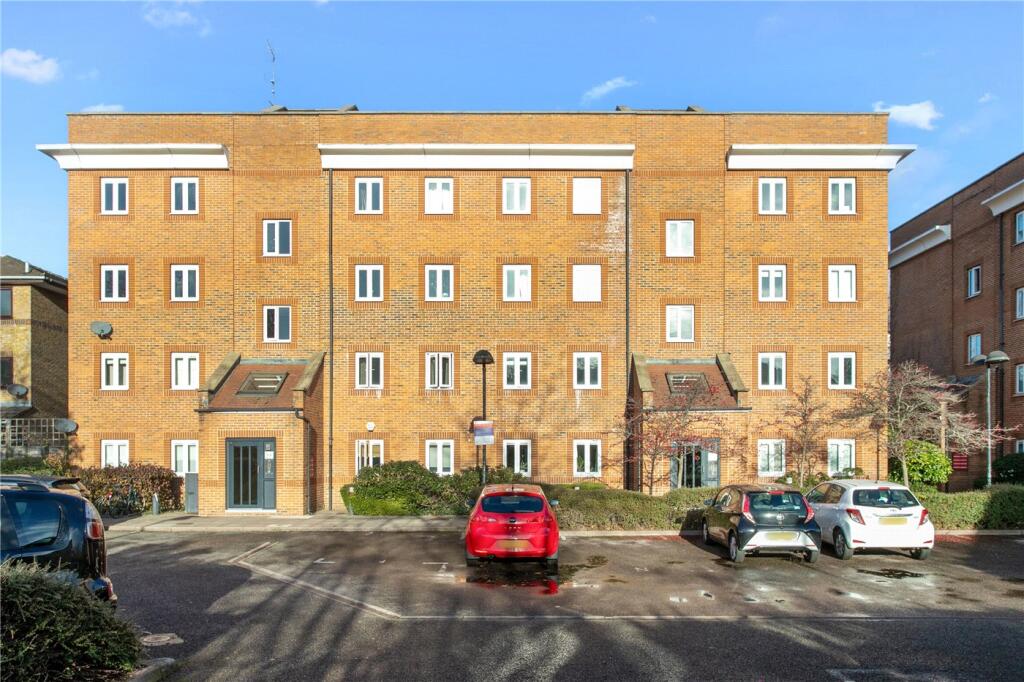 Nursery Lane, London, E2 - More