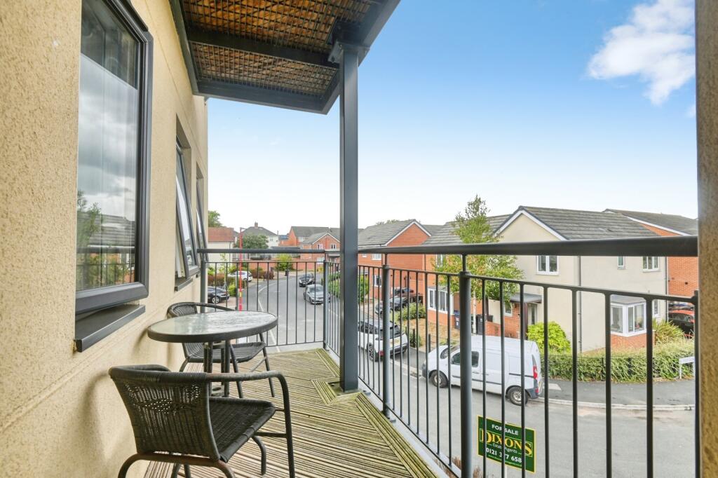 Apartment in Birmingham, West Midlands - View 4
