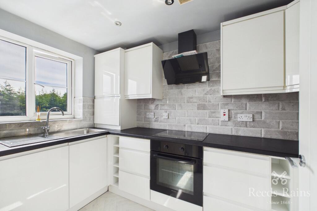 Apartment in Wakefield - View 2