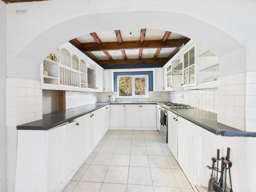 House in Tamworth, Staffordshire - More