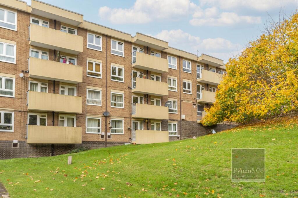 3-bed flat on Heathgate, Norwich, £160,000