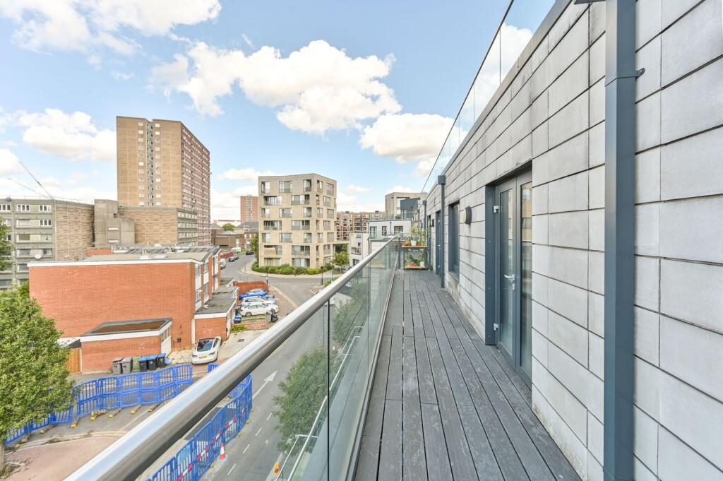 Apartment in London, Kensal Town, Maida Vale - View 4