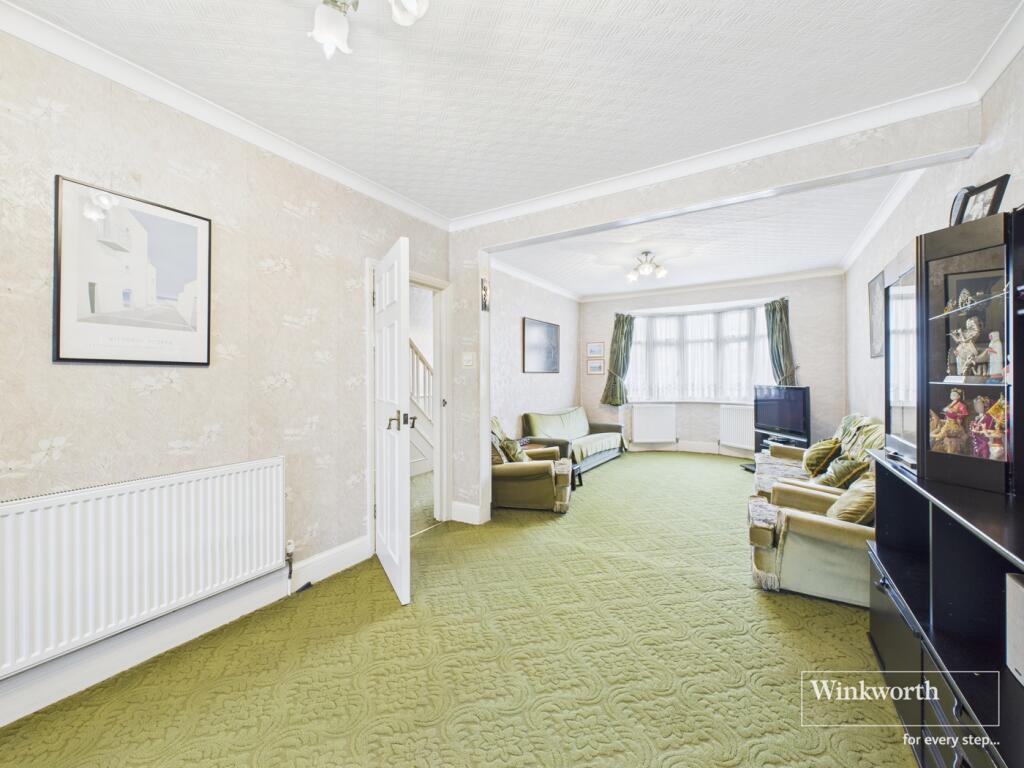 Church Drive, Kingsbury, London, NW9 photo 4