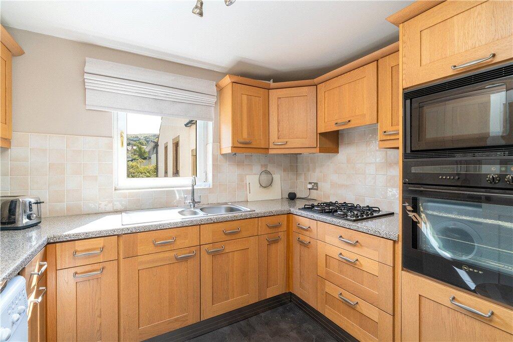 Apartment in Bradford, Ilkley - View 4
