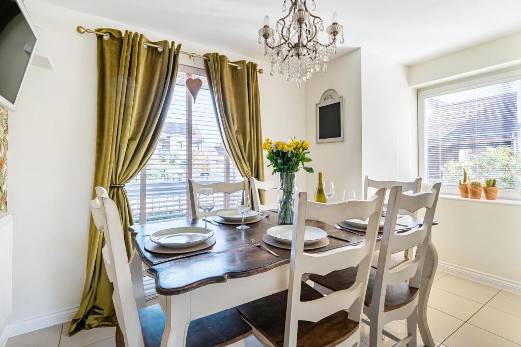 House in Winchester, Old Park Farm, Newlands - More