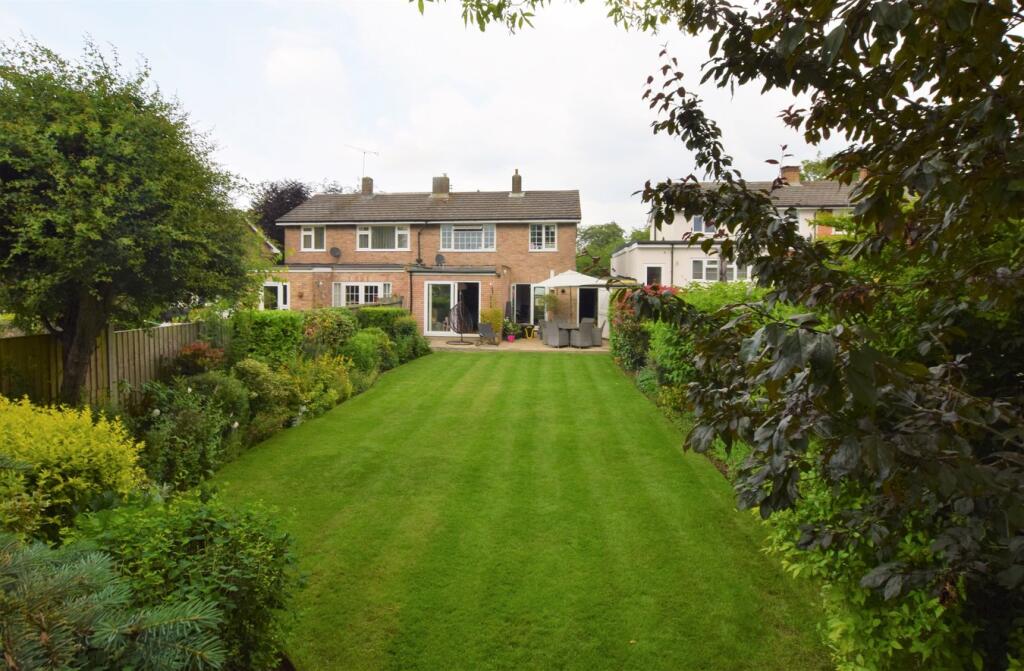 Gilmour Rise, Billericay, CM12 photo 2