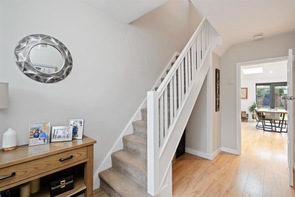 Additional image 8 of Kingswood Close, Lapworth, Solihull