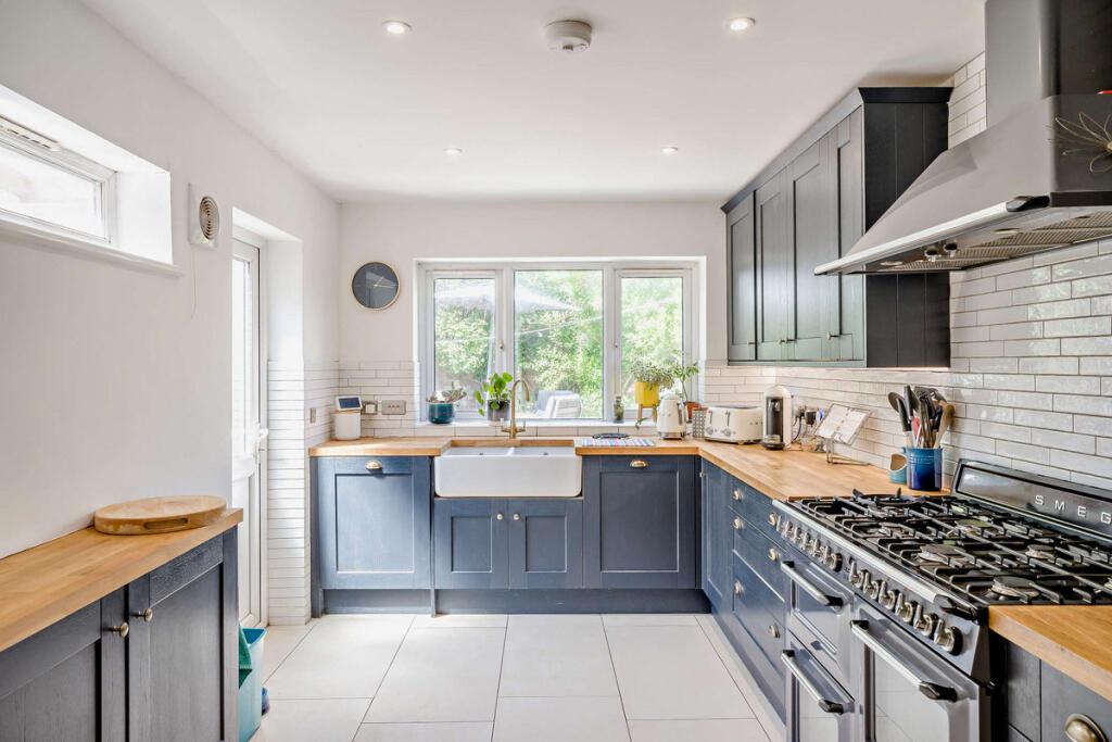 Raleigh Road, Southville, Bristol, BS3 - More