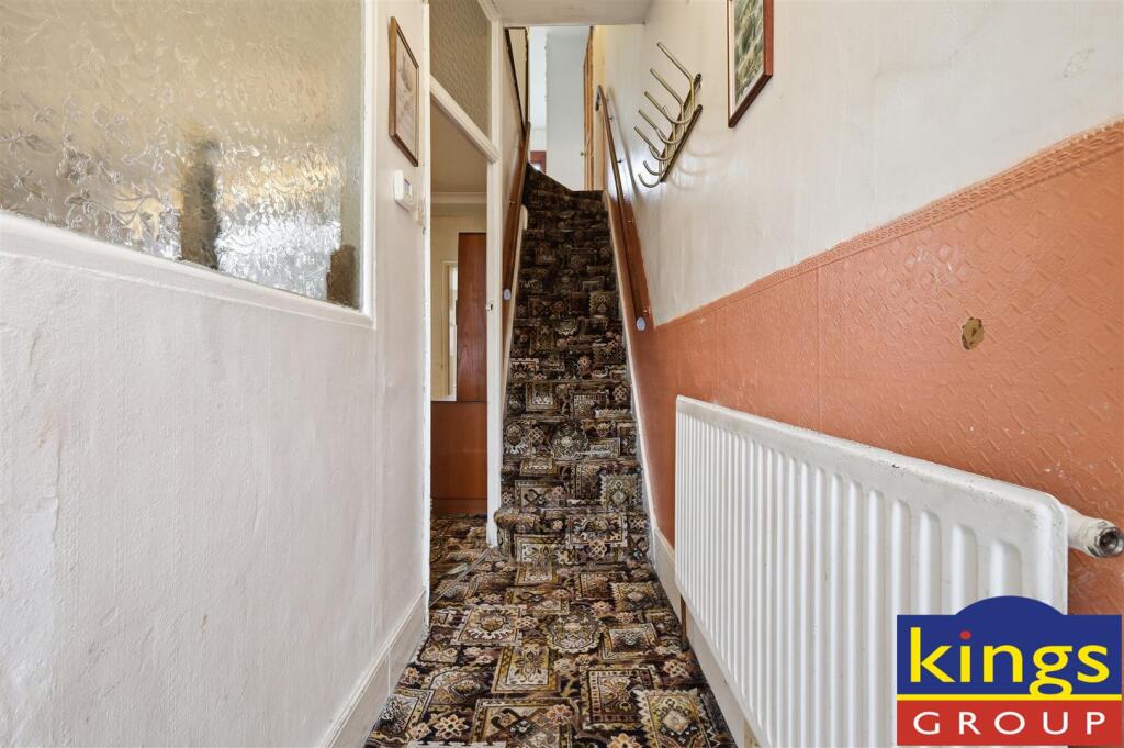 Lopen Road, Edmonton, N18 - View 5