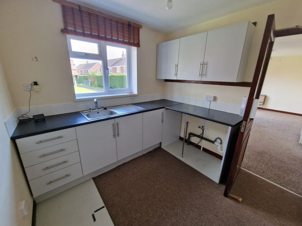 Additional image 15 of St. Michaels Avenue, Yeovil, Somerset, BA21 4LS