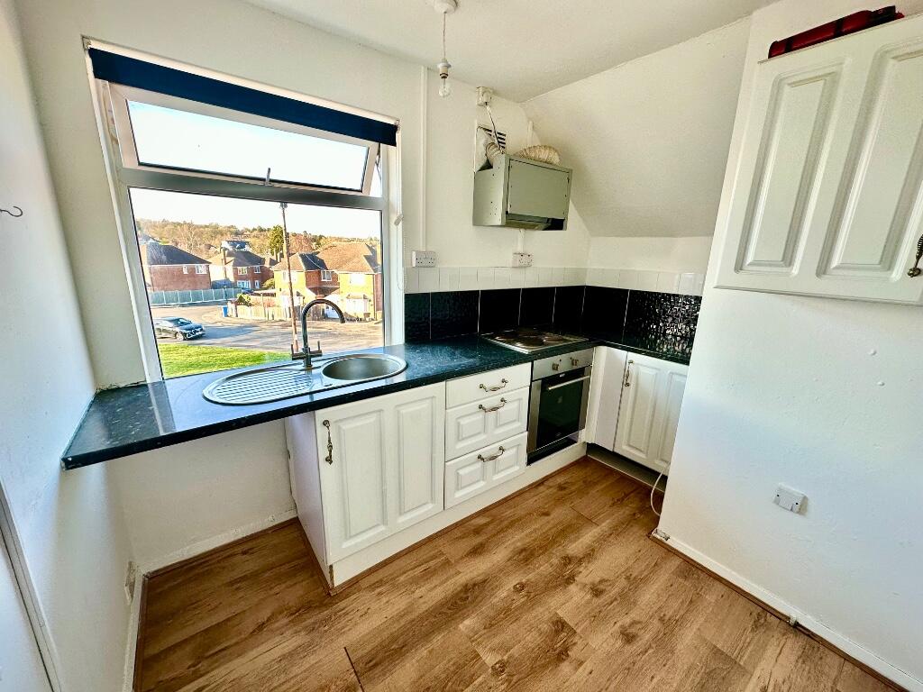 Main image of property: Spacious 1-Bed Apartment, Littleover, DE23