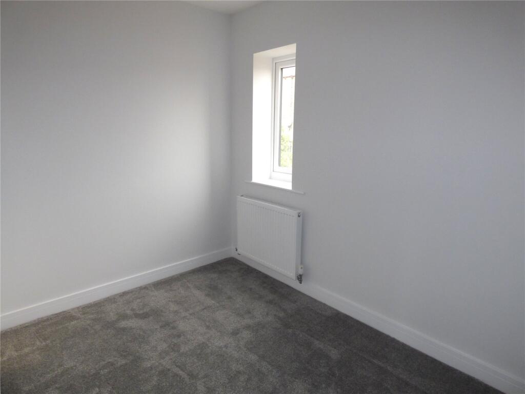 House in Kirklees, West Yorkshire - More