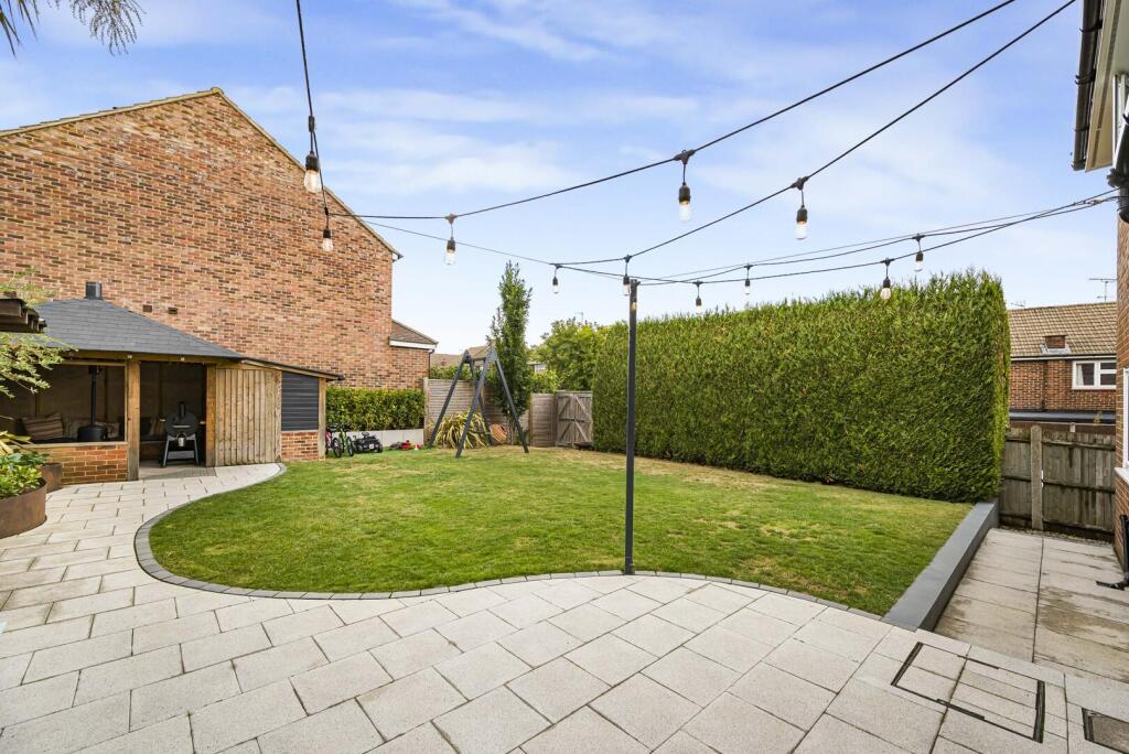House in Dartford, Stonehill Woods Park, Joydens Wood - View 4