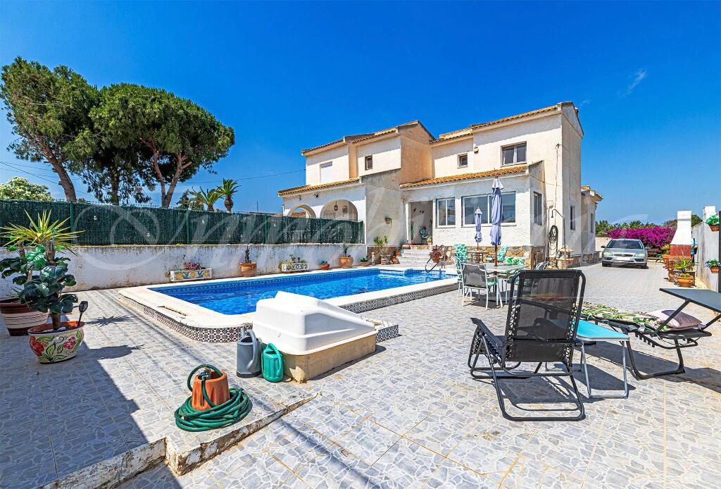 Main image of property: Los Balcones, Alicante, Valencia