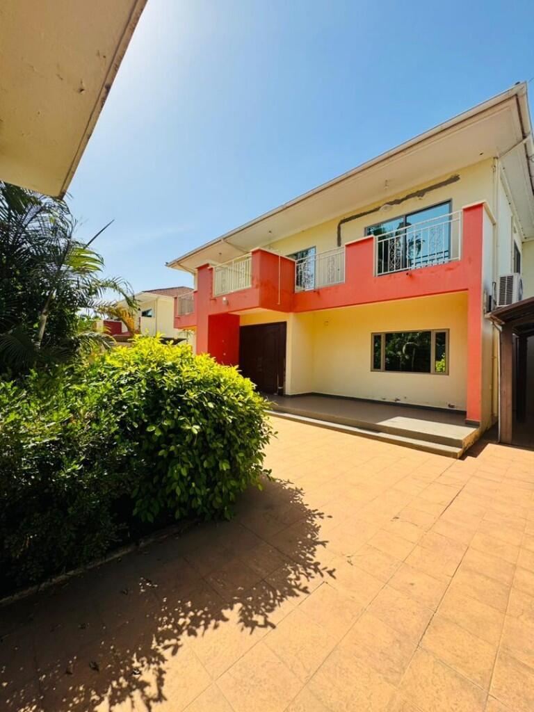 Main image of property: Brufut, Western
