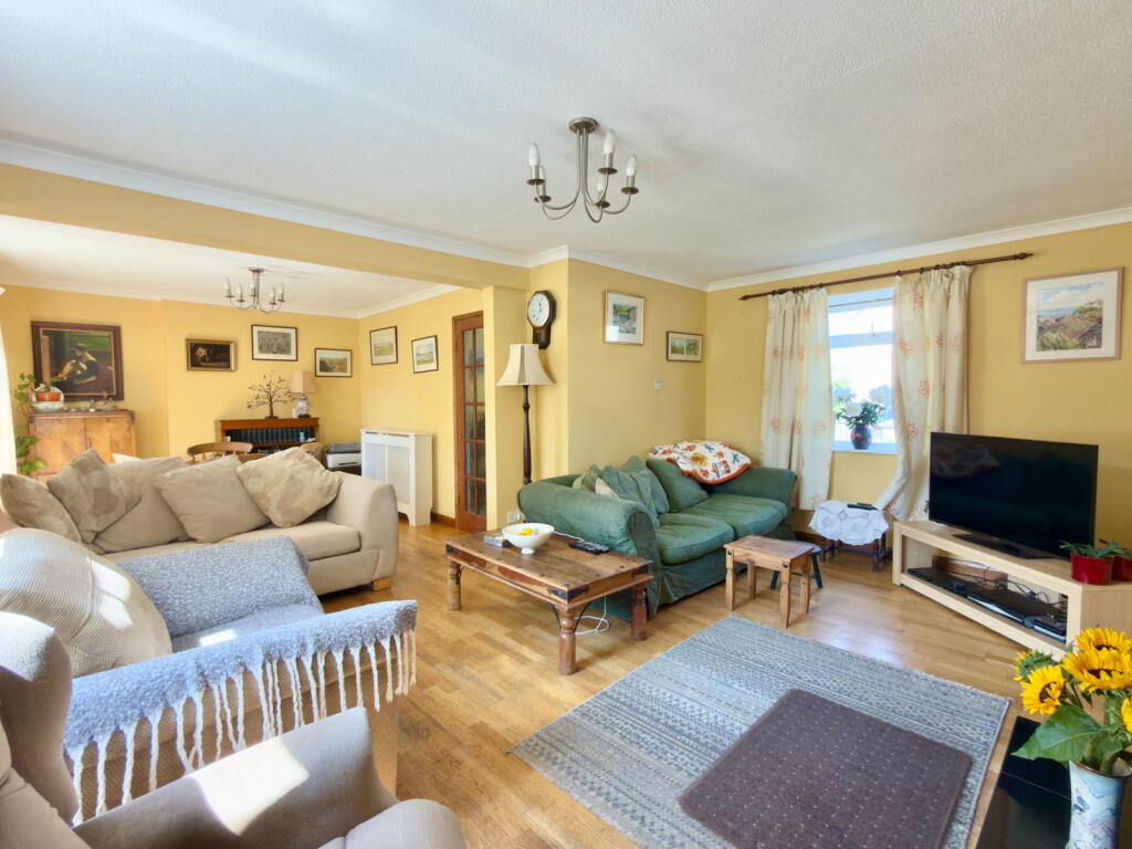 House in Plymouth - View 5