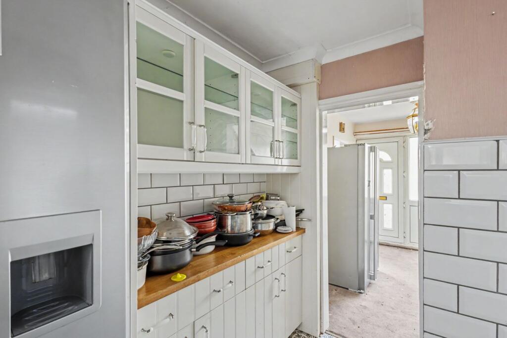 Whiteways, Bradford, BD2 - View 6