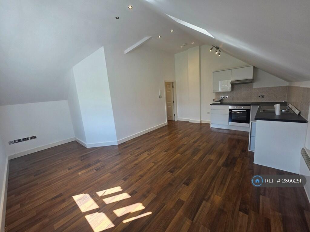 Main image of property: King Edward St, Normanton, WF6