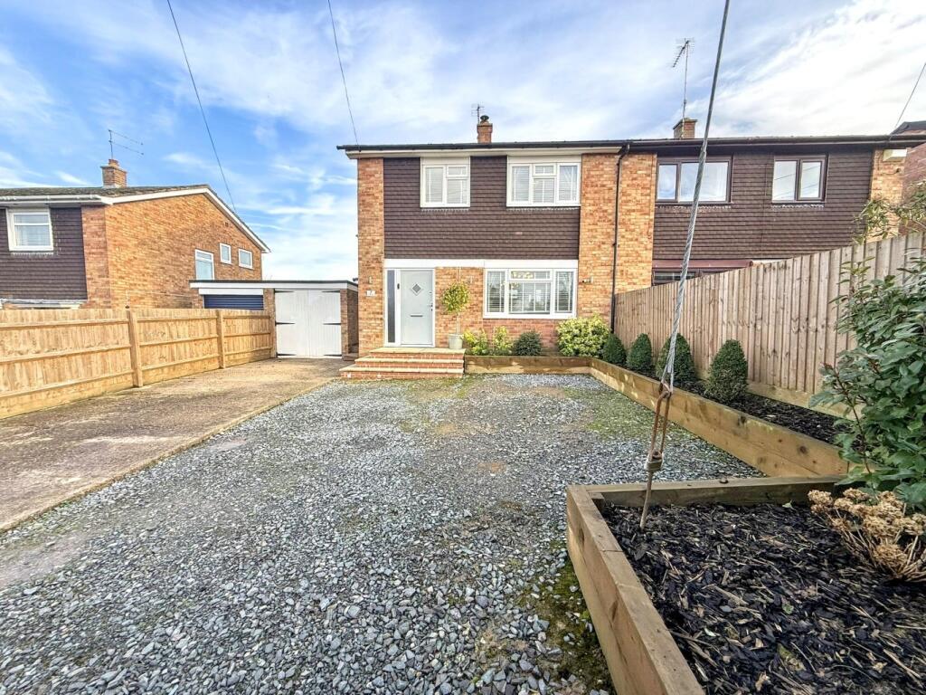 Main image of property: 7 Croft Way Weedon NN7 4QX