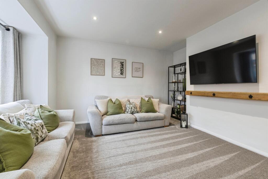 House in Billingham, Stockton-on-Tees - View 2